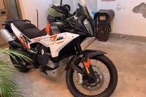 Moto nuovissima