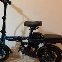 Bici elettrica pieghevole ENGWE T14 quasi nuova