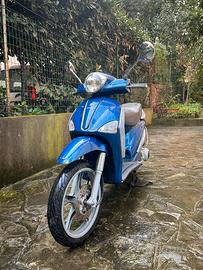 Piaggio Liberty 125 - 13.700 km - 600 €