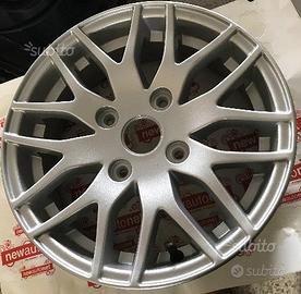 Cerchio in lega 14 pollici