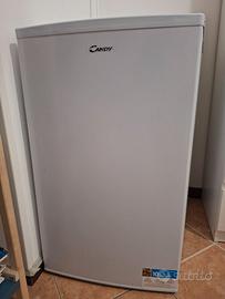 Mini frigo-congelatore usato come nuovo