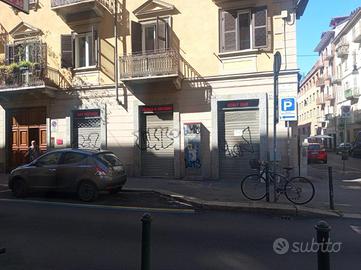NEGOZIO A TORINO