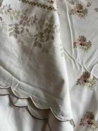 Coperta copriletto trama floreale