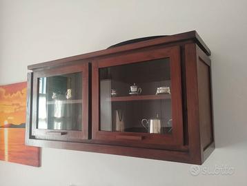 Mensola sospesa in legno – con vetrinetta