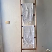 Grande scala in legno