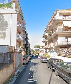 Tomba di nerone accogliente monolocale arredato
