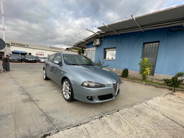 Alfa Romeo 147 1.9 JTD (115 CV) cat 5p. Distinctiv GU7036
