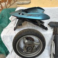 HONDA Hornet ricambi vari 2 modello