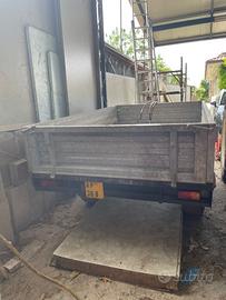 Carrello trattore agricolo con sponde zincate