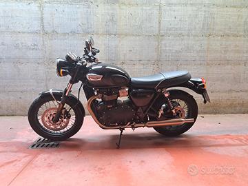 TRIUMPH BONNEVILLE T100