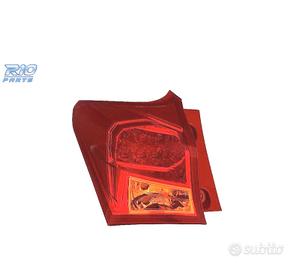 FANALE SINISTRO TOYOTA AURIS 5P 13-15 LED AMBRA RO