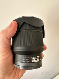 Sony SEL-2870 Obiettivo
