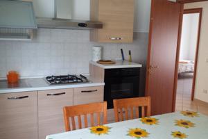 Appartamenti Enrica / 6 persone a 500 mt dal mare