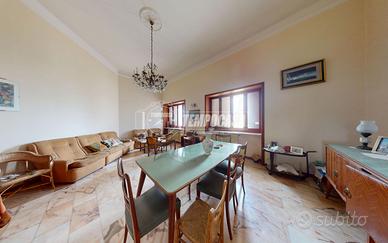 CASA INDIPENDENTE CON TERRAZZO A NOVOLI