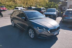 Skoda Octavia 2.0 TDI EVO SCR 150 CV DSG 4x4 Wagon