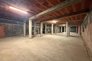 Grande garage in zona centrale a Domusnovas