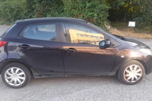 Mazda 2, 2008, 1.4 T. diesel. 200000 km