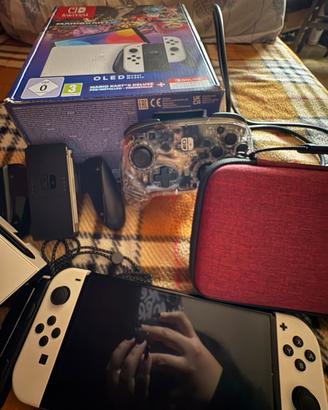 Nintendo switch OLED bianca