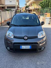 Fiat panda 1.0 Hybrid clima automatico,tadio touch