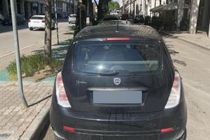Lancia Y 2012