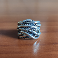 Anello artigianale decorato