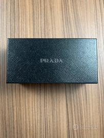 Occhiali da sole Prada  Made in Italy