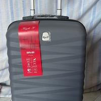 Valigia quattro ruote misure 55 × 40 × 22