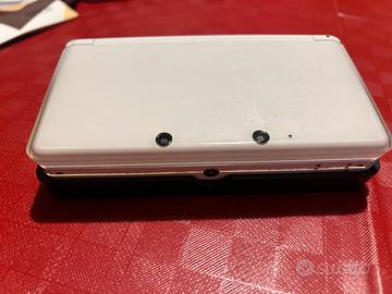Nintendo 3DS + giochi e gadget