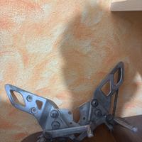 Pedane Suzuki Bandit con arretratori prototipo