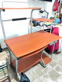 TAVOLO PER IL COMPUTER