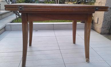 Sfizioso tavolo apribile