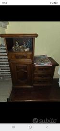 Mobiletto da salotto in legno, arte povera.