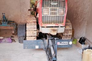 trattore cingolato