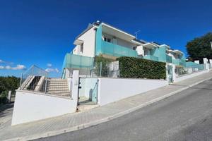 Villa di 116 m² con più di 5 locali e box auto a C