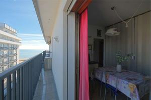 4 POSTI VISTA MARE LATERALE P.ZZA MILANO 30.05-06.