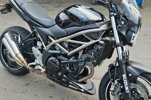 Suzuki SV 650 nero Dubai