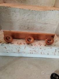 Attaccapanni da parete in faggio di FG, Italia, an