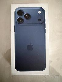 iPhone 17 Pro Max Blu Profondo 