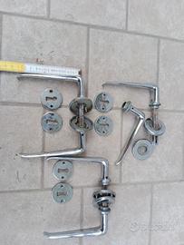 3 paia di maniglie per porte anni '70