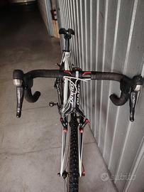 Bici da ciclocross Giant misura S