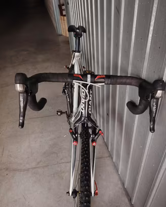 Bici da ciclocross Giant misura S