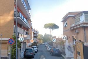 Tomba di nerone luminoso bilocale arredato