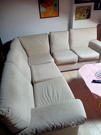 divano ad angolo sfoderabile