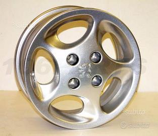 Cerchi in lega Peugeot 106