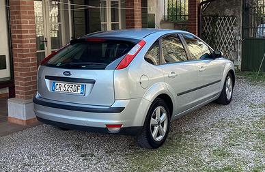 FORD FOCUS Ti-VCT