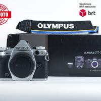 Olympus OM-D E-M5 II