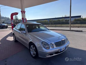 Mercedes-benz E 220 CDI cat Elegance