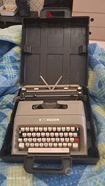 macchina per scrivere