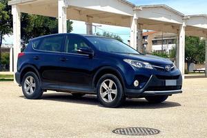 Toyota RAV4 2.0 2wd Active 