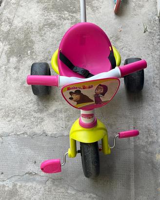 Triciclo masha e orso